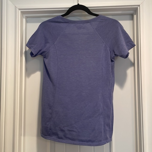 REI exercise yoga T-shirt size S - Picture 2 of 7